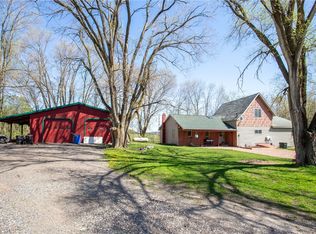 N7471 N Pine Creek Rd, Hixton, WI 54635