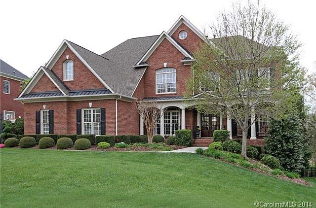 1st image of 204 Royalton Pl