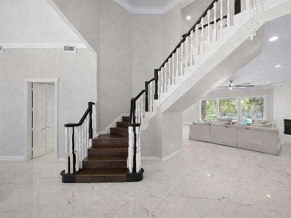 4th image of 25307 Piney Bend Ct