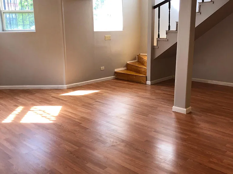 5617 S Calumet Ave — Photo 19