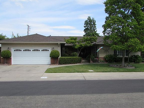 3rd image of 322 La Setta Dr