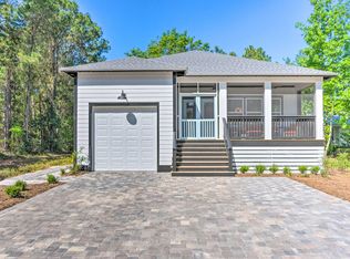 120 N 6th St, Santa Rosa Beach, FL 32459