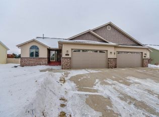 3623 Downing St, Bismarck, ND 58504