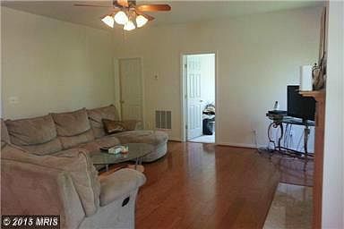 2nd image of 1008 River Walk St