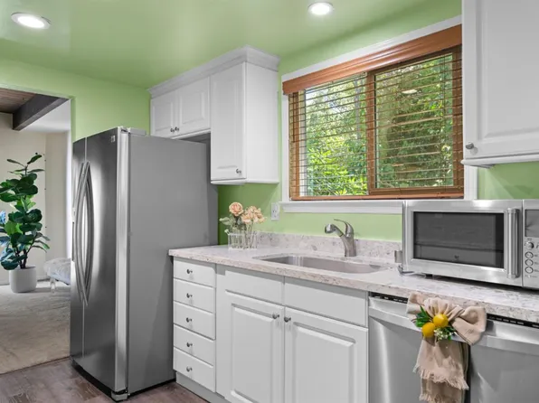477 Alamo Creek Court #E, Vacaville, CA 95688