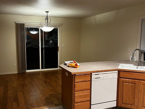 4th image of 17523 SE 16th Cir