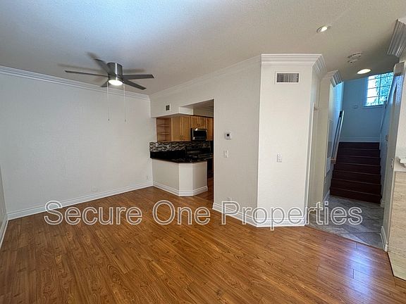 5th image of 668 Oak Run Trl Unit 105