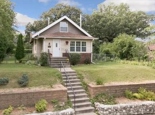 876 Lakeview Ave, Saint Paul, MN 55117