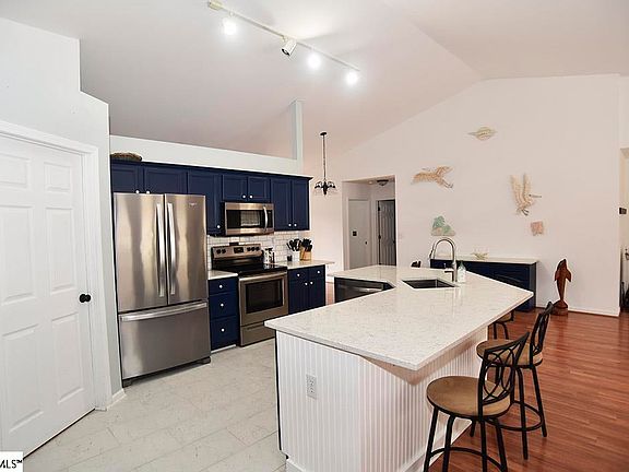 5th image of 125 Ashlan Woods Ct