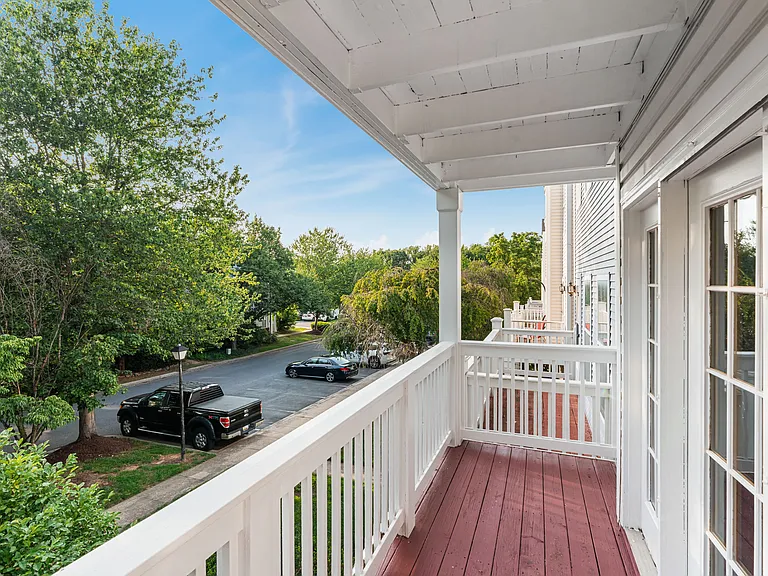 19401 Caravan Dr — Photo 13