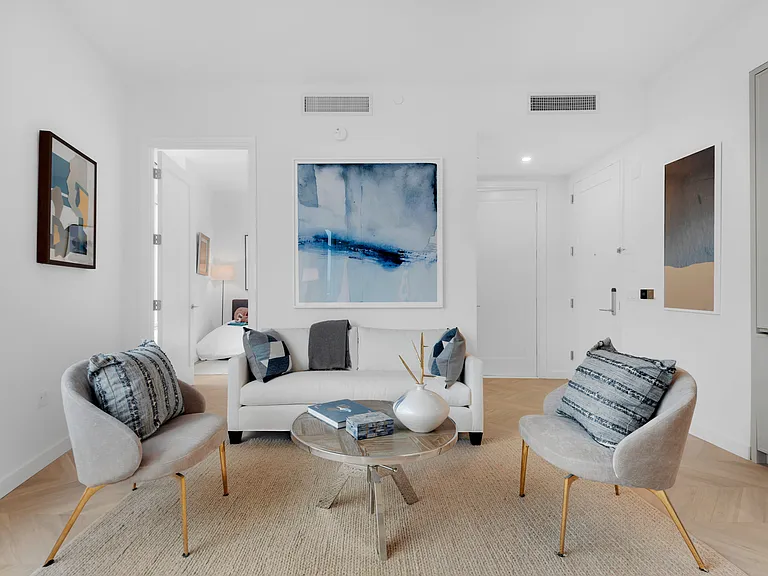 29-18 41st Ave #8-D — Photo 3