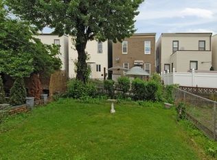 522 15th St, Union City, NJ 07087