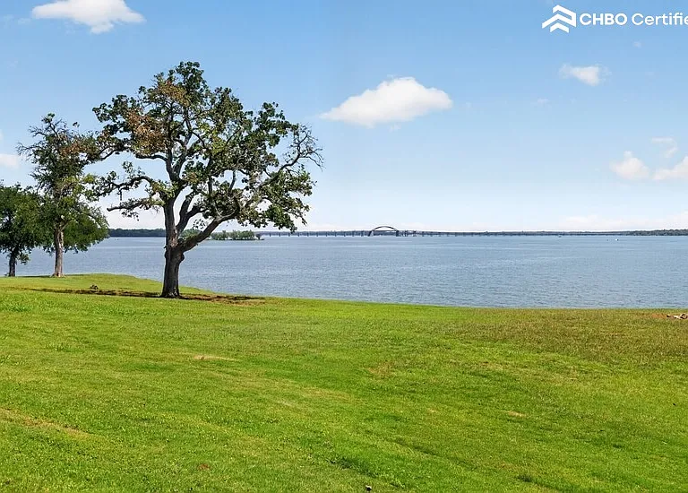 500 Waters Edge Dr #137 — Photo 3