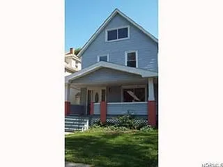 2069 W 89th St photo 1