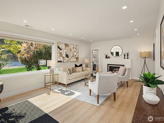 5th image of 11056 Goodwin Way NE