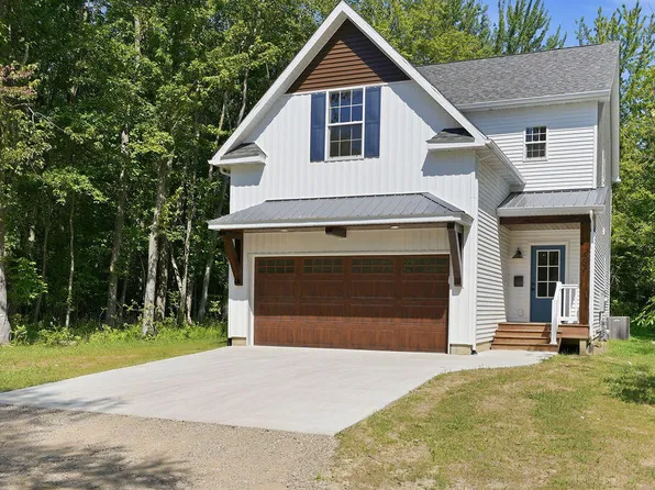 453 Sunset Pkwy, South Haven, MI 49090