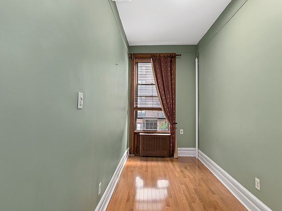 3rd image of 418 W 150th St #3