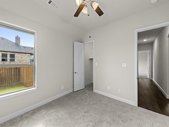 4th image of 3711 Cherry Laurel Ln