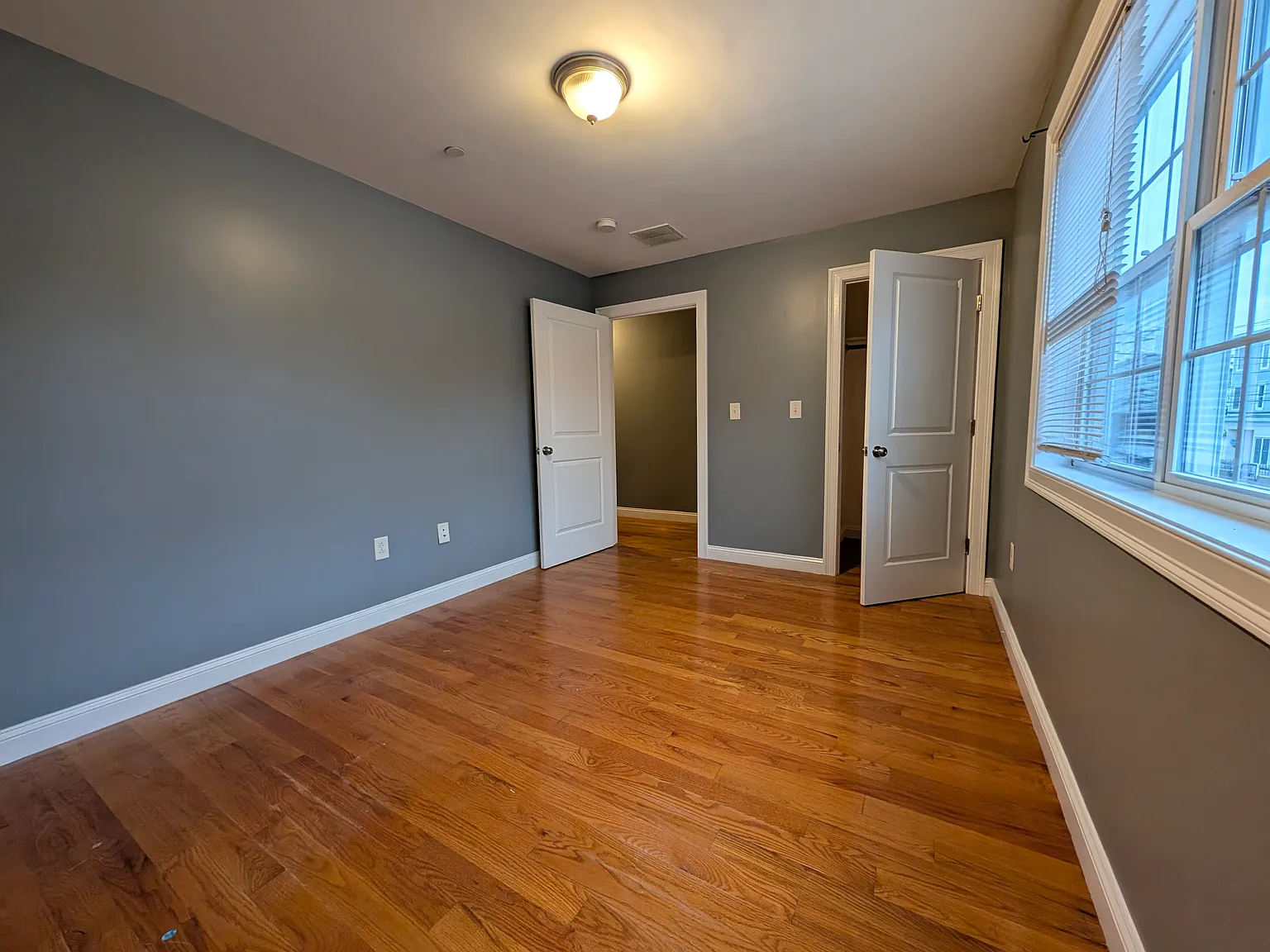 3 bed, 1845 sqft, $3,000 — Photo 4