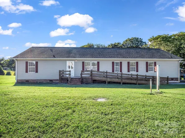 111 Tarheel Dr, Shelby, NC 28150