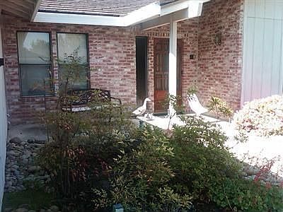 2nd image of 971 Goldenoak Way