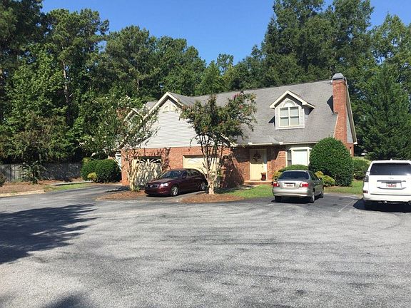 4th image of 101-115 Jasmine Ct #105B