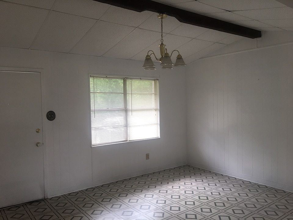 2nd image of 158 County Road 416 S