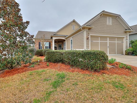 3rd image of 1060 Creekwood Ch