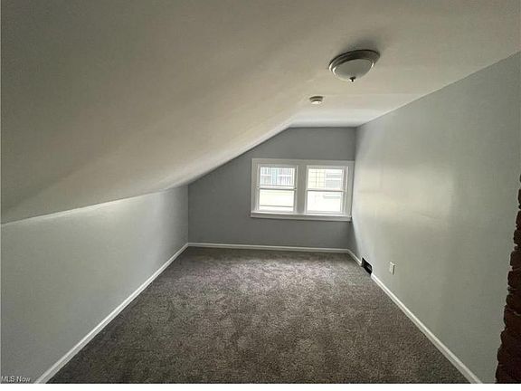 5th image of 10522 Parkhurst Dr