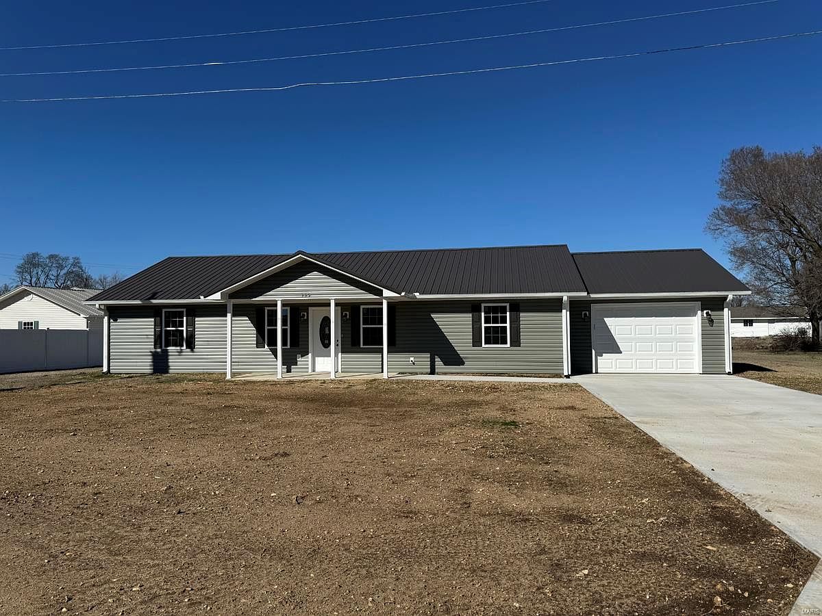 902 C St, Malden, MO 63863 MLS 23068593 Zillow