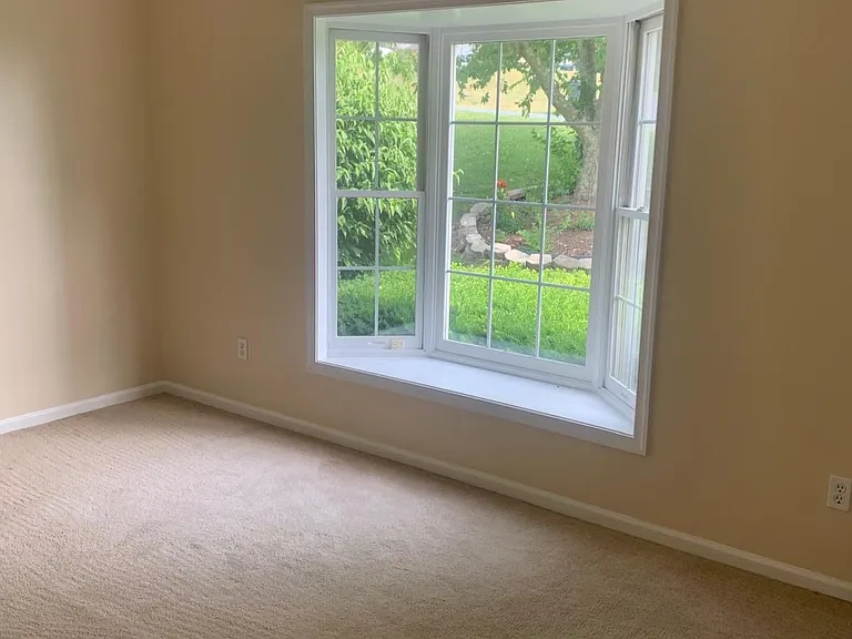Has great view.Ideal for quiet times and privacy.
