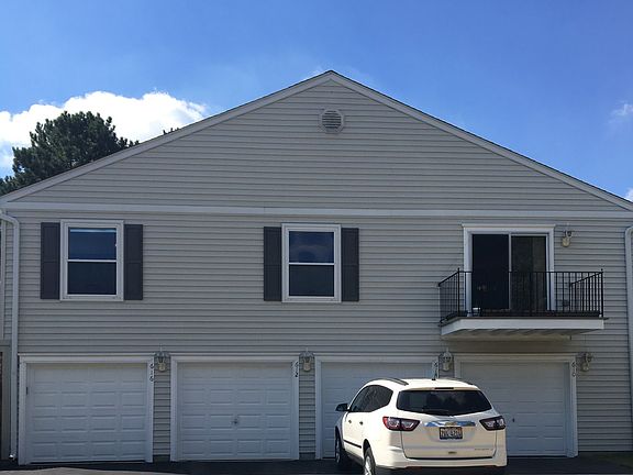 2nd image of 610 Bryn Mawr Ct #610