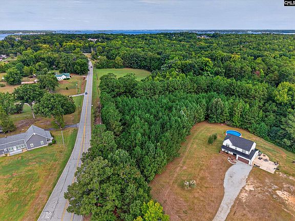 2nd image of 101 Appaloosa Dr