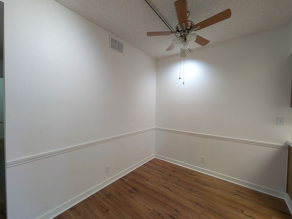 5th image of 1573 Thornbriar Dr