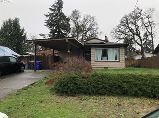 730 E Fairfield St, Gladstone, OR 97027