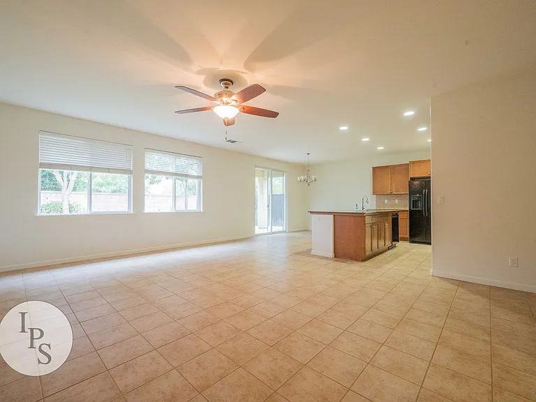 1668 N McPherson Ln — Photo 6