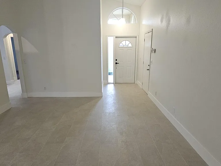 10780 Cypress Lake Ter — Photo 3