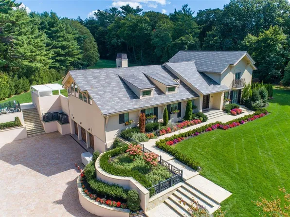 83 Old Westbury Road, Old Westbury, NY 11568