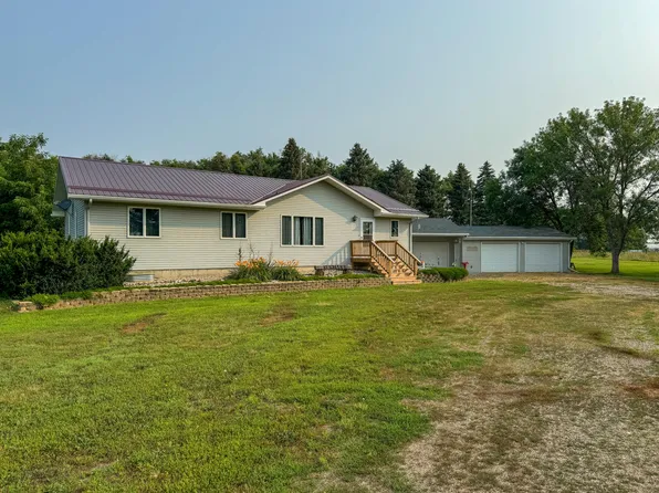 40398 210th St, Huron, SD 57350