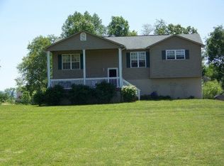 111 McDowell Ln, Seymour, TN 37865