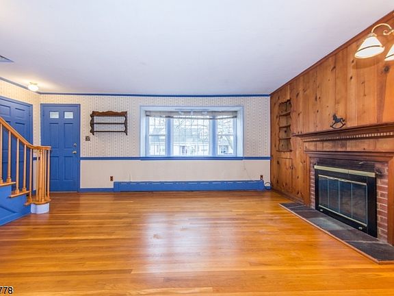 3rd image of 70 Pine Grove Ave