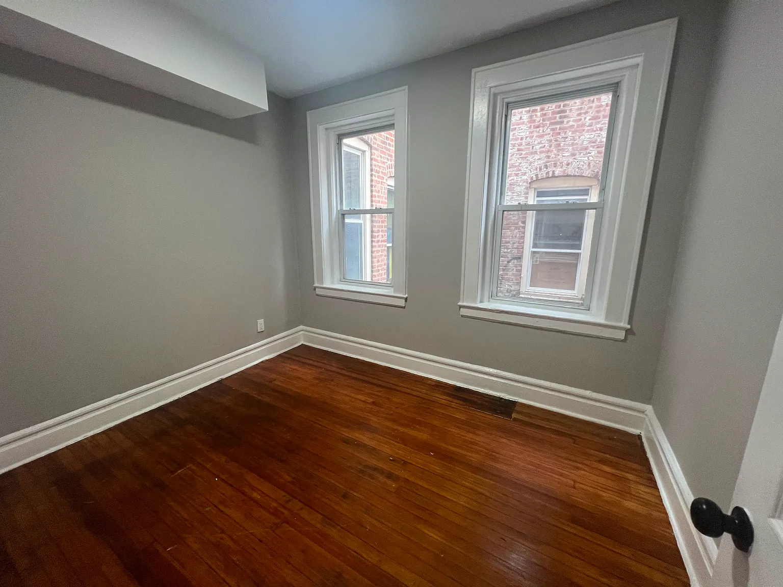 3 bed, $2,000 — Photo 4