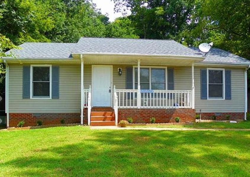 1st image of 219 Cinderella Ln