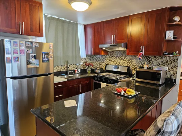 1122 Kinau St APT 1104, Honolulu, HI 96814