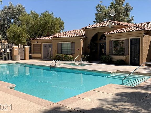 4th image of 2060 Rancho Lake Dr Unit 208