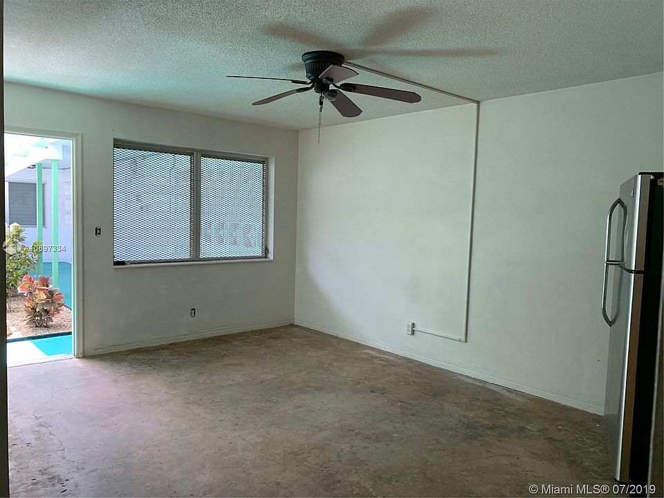 2nd image of 1715 Wiley St APT 5