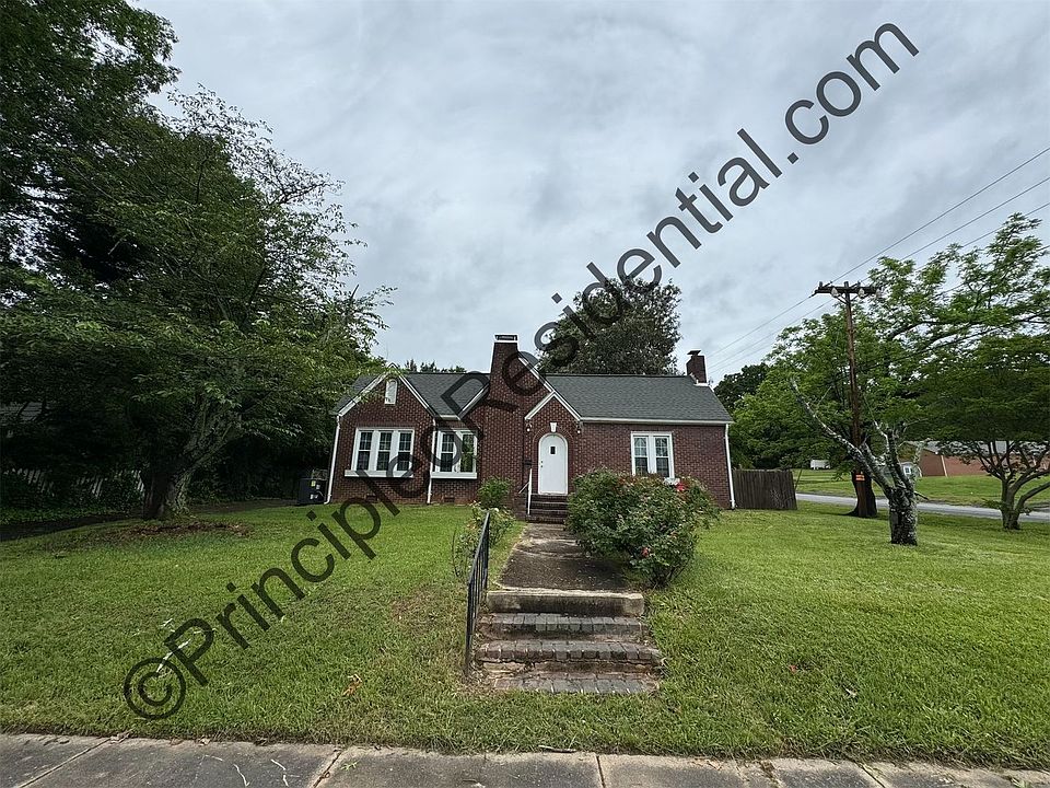 1st image of 203 N 14th St