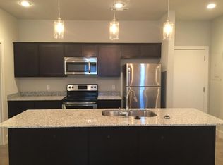 1343 N Oakland Ave, Fayetteville, AR 72703