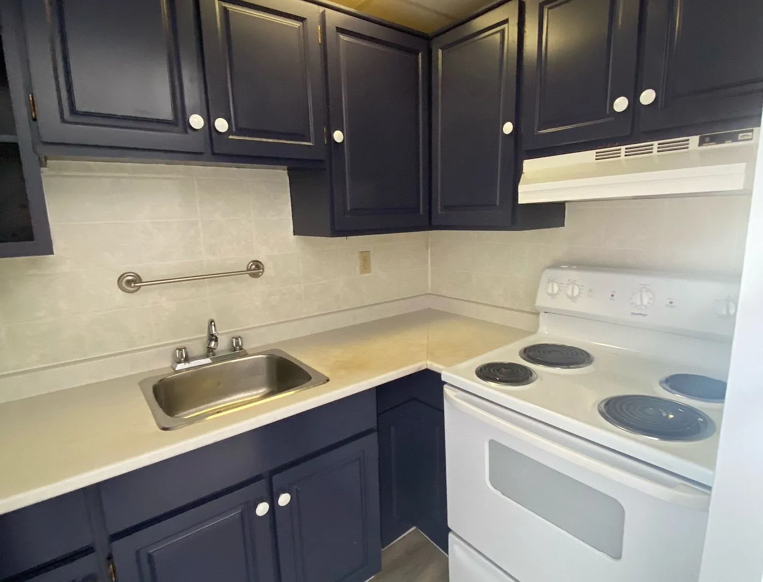 1 bed, $1,195 — Photo 2