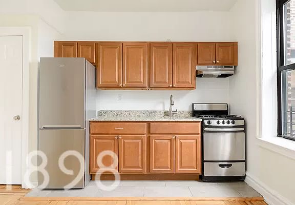 4th image of 32-42 33rd St #F3